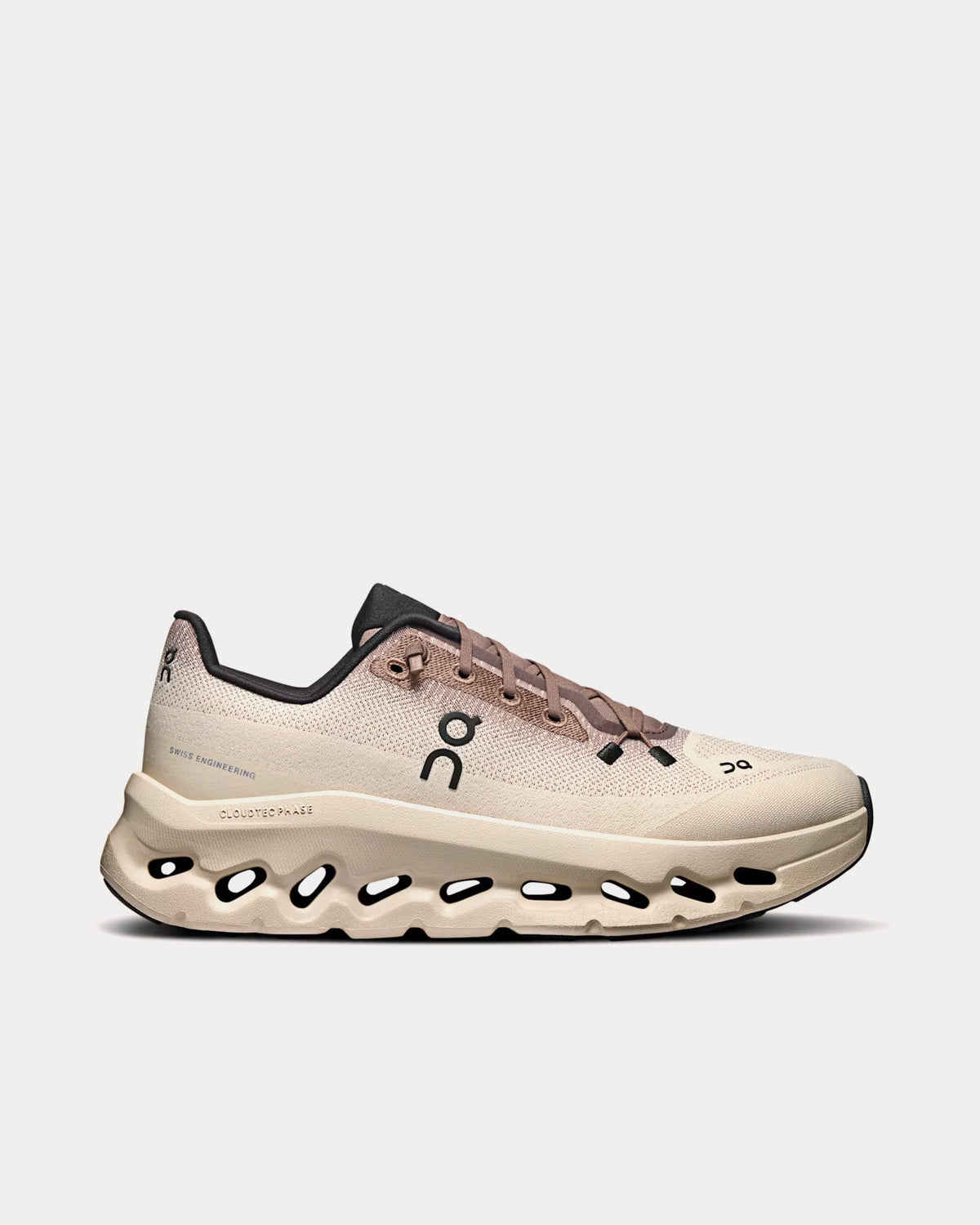 Cloudtilt Clove / Sand Low Top Sneakers