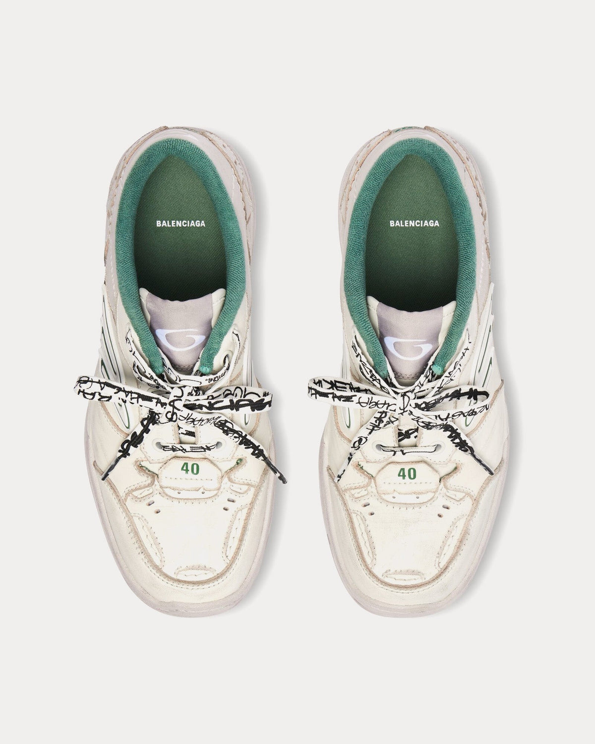 Hamptons Worn-Out Beige / Green Low Top Sneakers