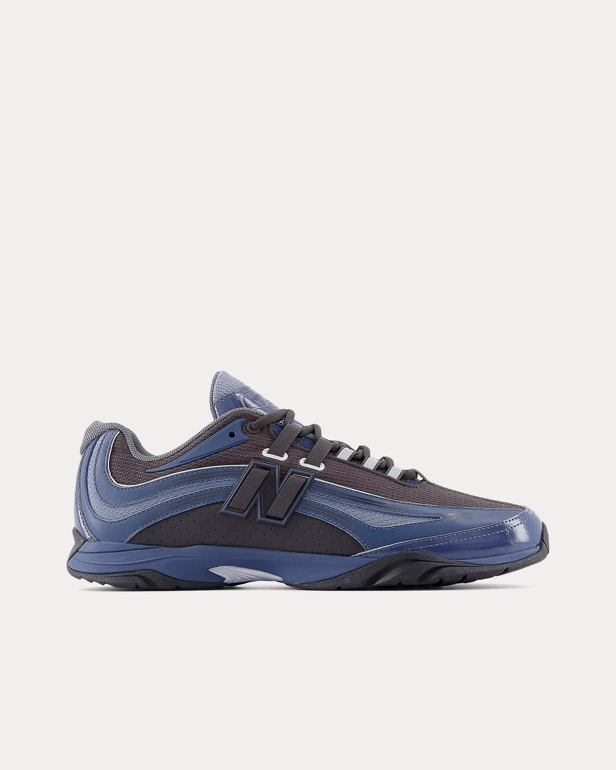 RC56 Black / Blue Gemstone Low Top Sneakers