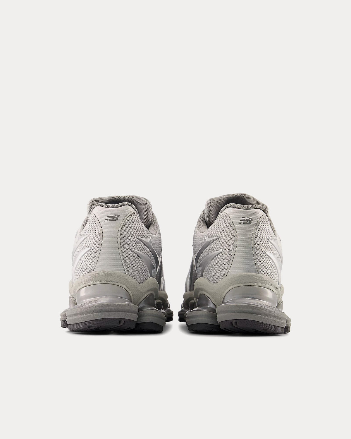 Abzorb 2000 Silver Metallic Low Top Sneakers