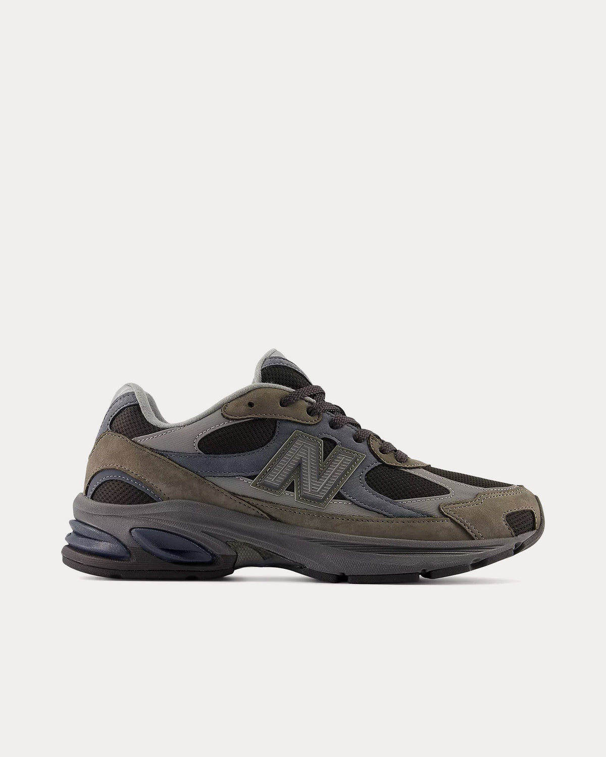 2010 Tornado / Faded Black / Dark Metallic Silver Low Top Sneakers