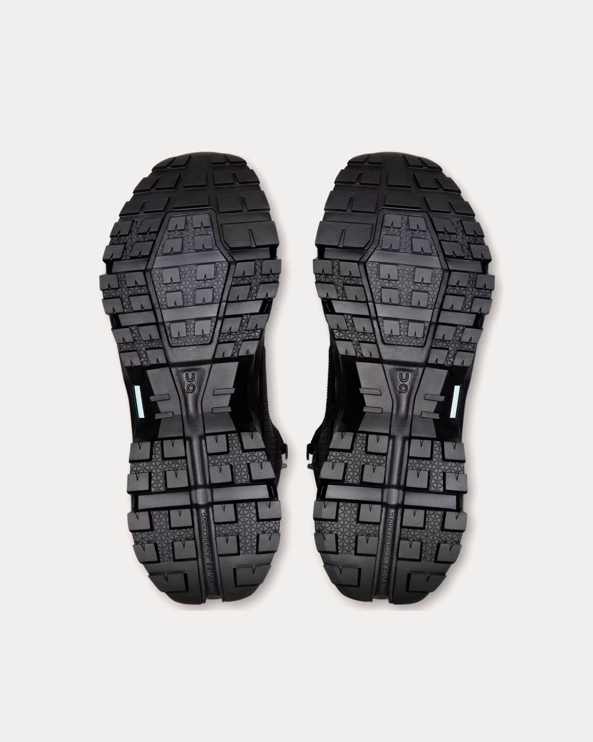 Cloudrock Mid WP Black / Black Boots