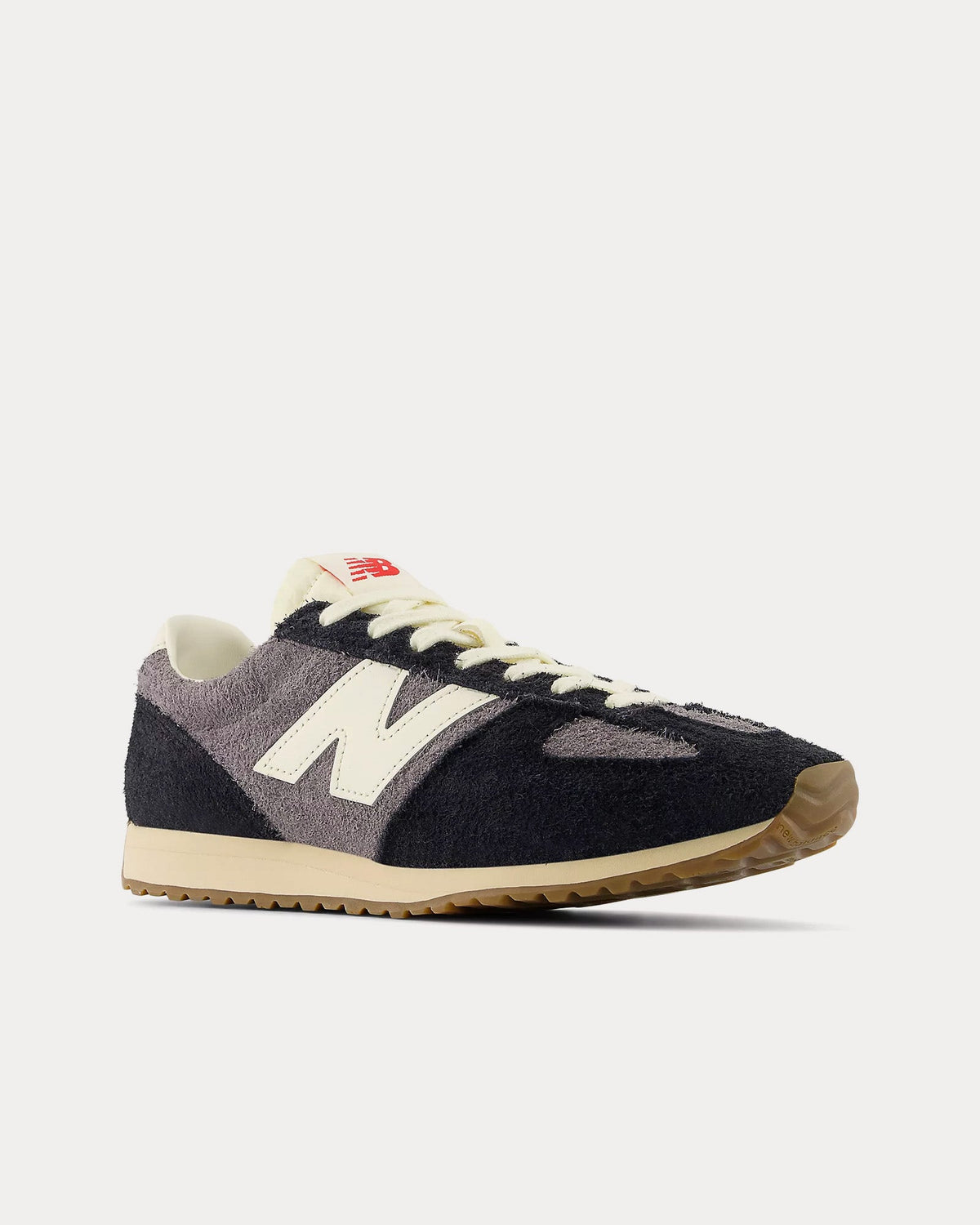 471 Castlerock / Black Low Top Sneakers