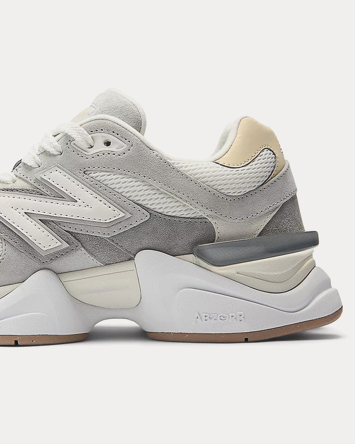 9060 Slate Grey / Calcium Low Top Sneakers