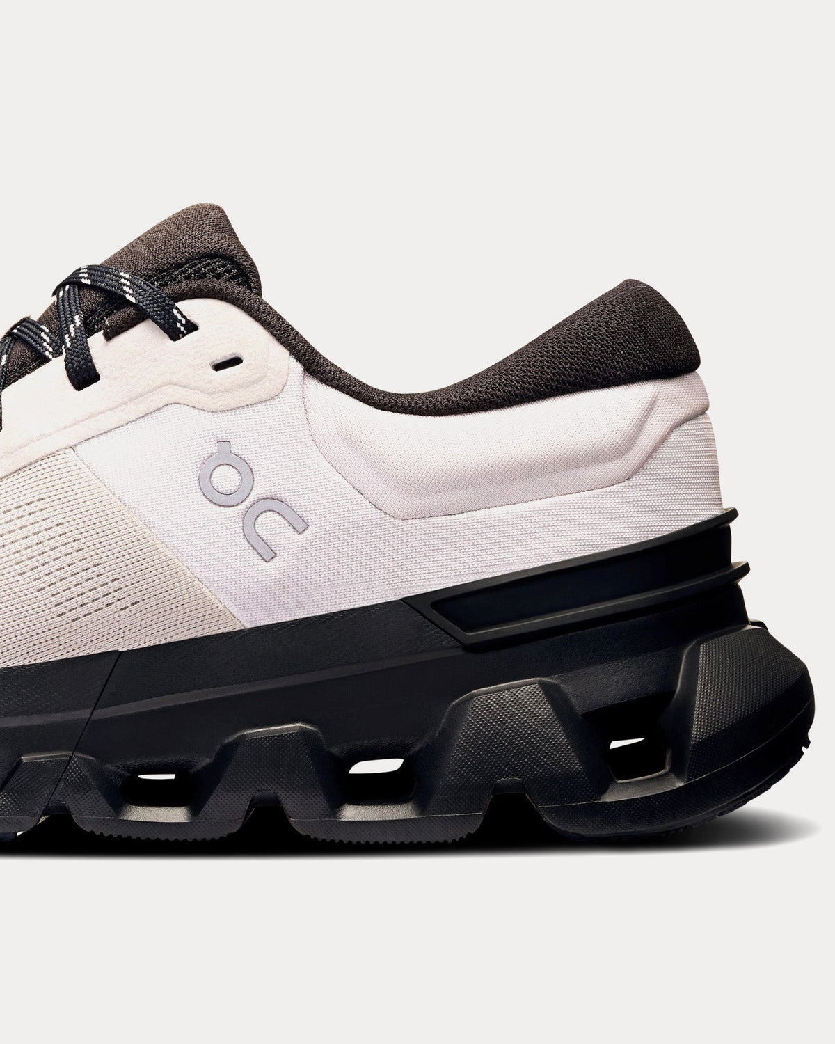 Cloudflyer 5 Wolf / Black Running Shoes