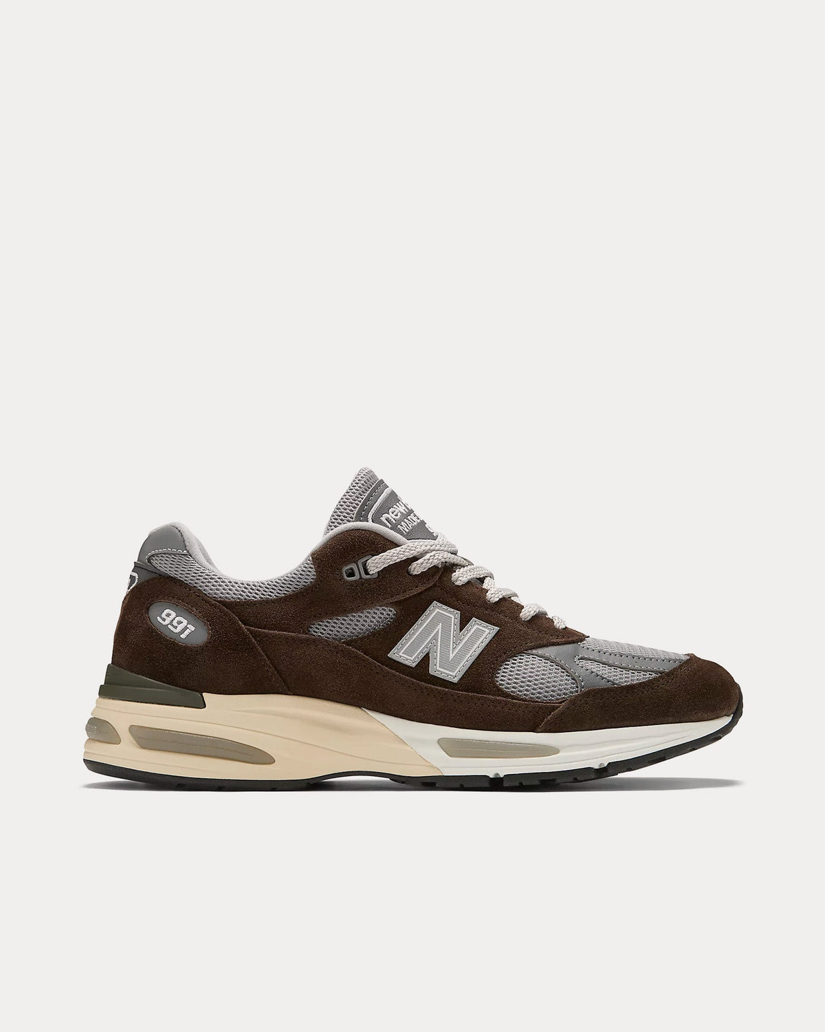 MADE in UK 991v2 Slate Black / Alloy / Smoked Pearl Low Top Sneakers