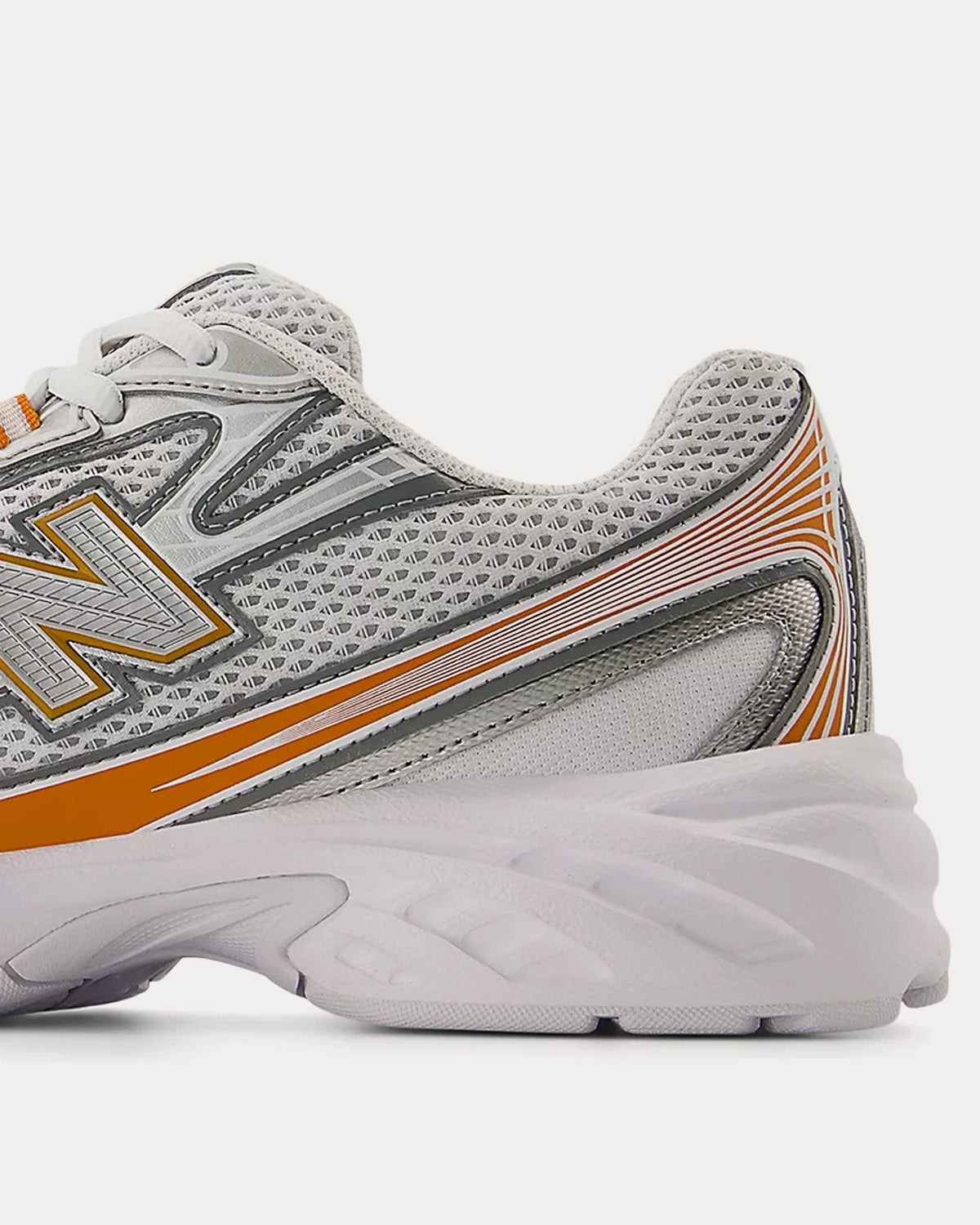 740 White / Classic Orange / Silver Metallic Low Top Sneakers