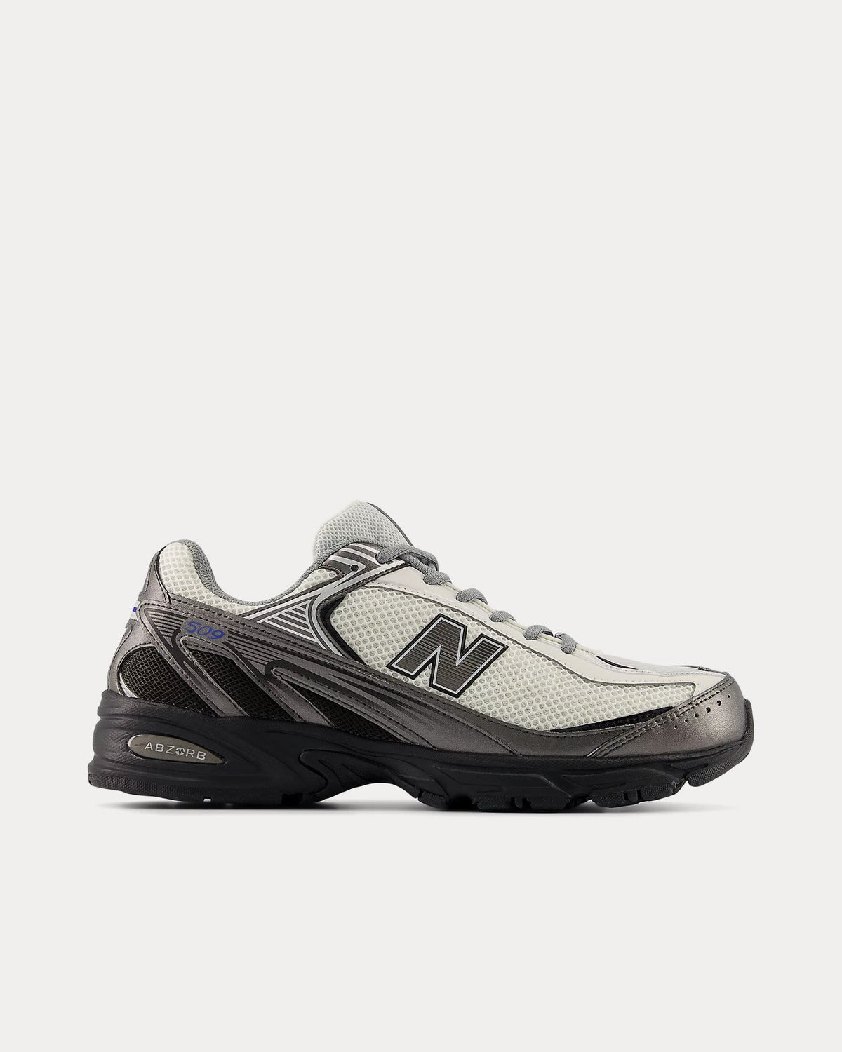 U509V1 Sea Salt / Black Metallic / Black Low Top Sneakers
