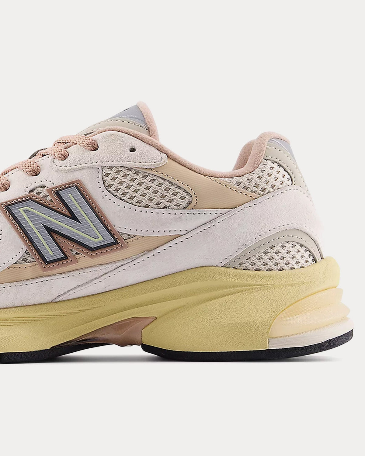2010 Linen / Desert Clay Low Top Sneakers