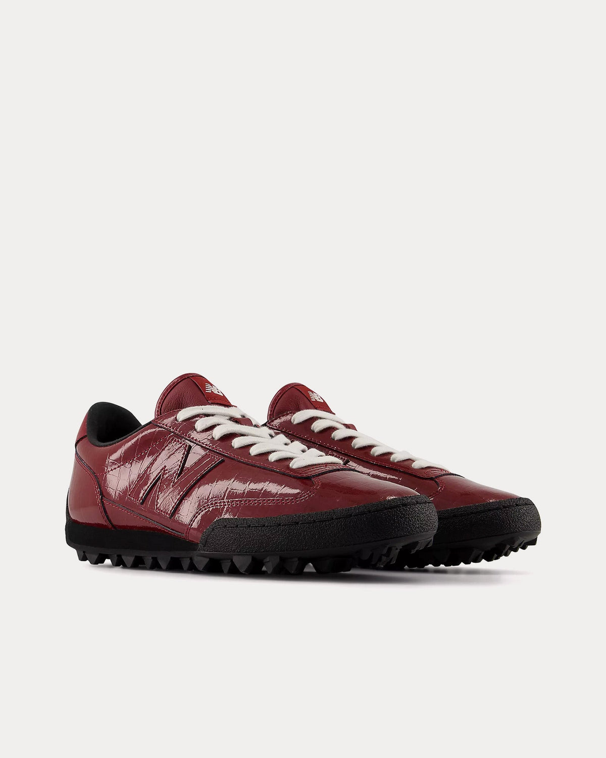 Gator Run Shadow Red / Black Low Top Sneakers