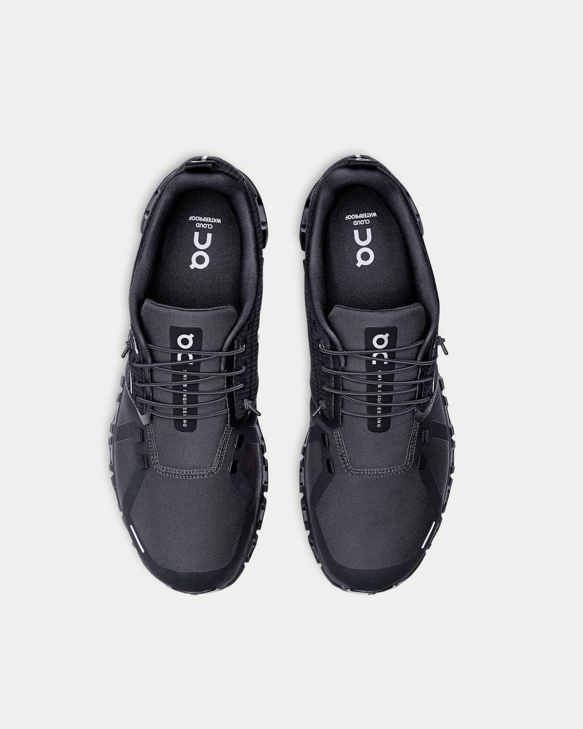 Cloud 6 WP Black / Black Running Shoes