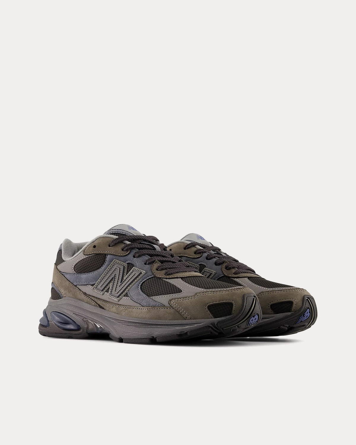 2010 Tornado / Faded Black / Dark Metallic Silver Low Top Sneakers