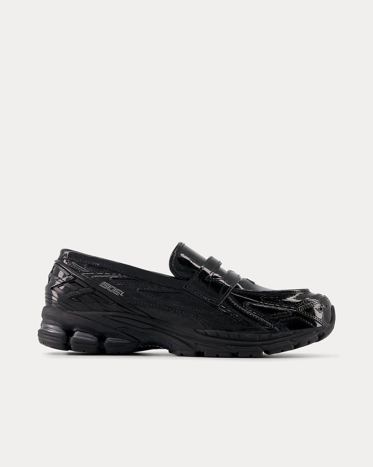1906L Black Loafers
