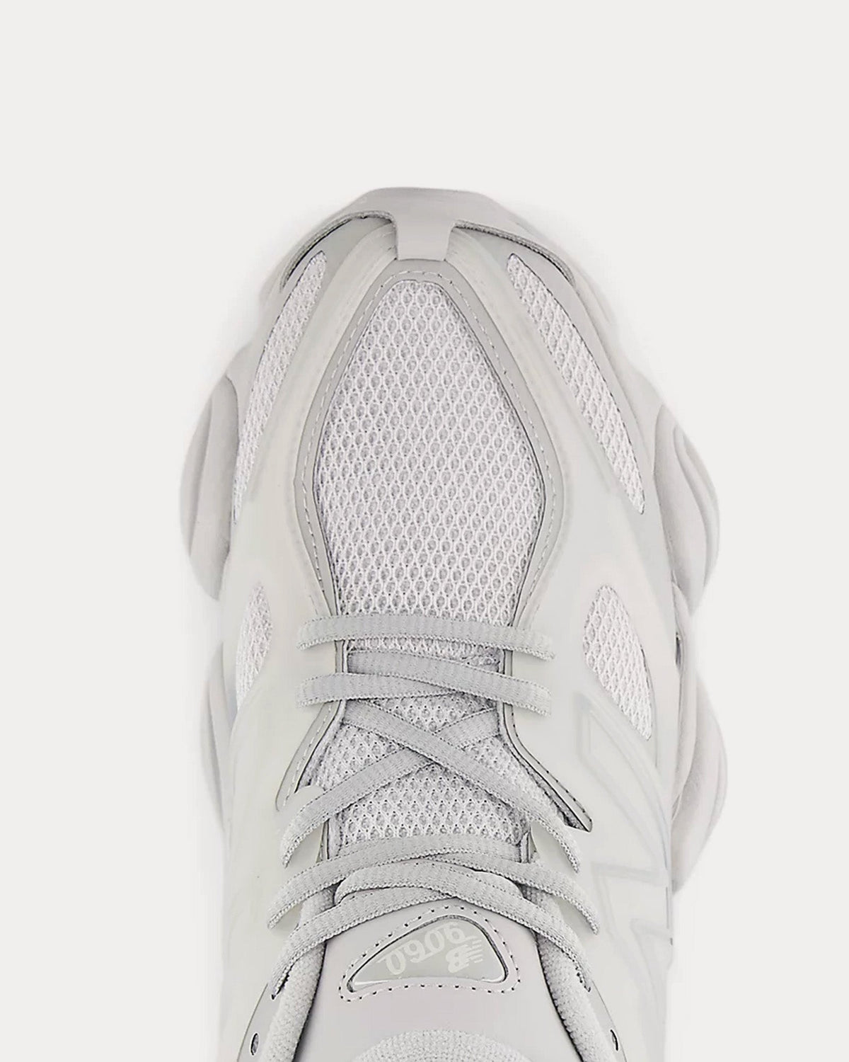 9060 X Raincloud / Concrete Low Top Sneakers