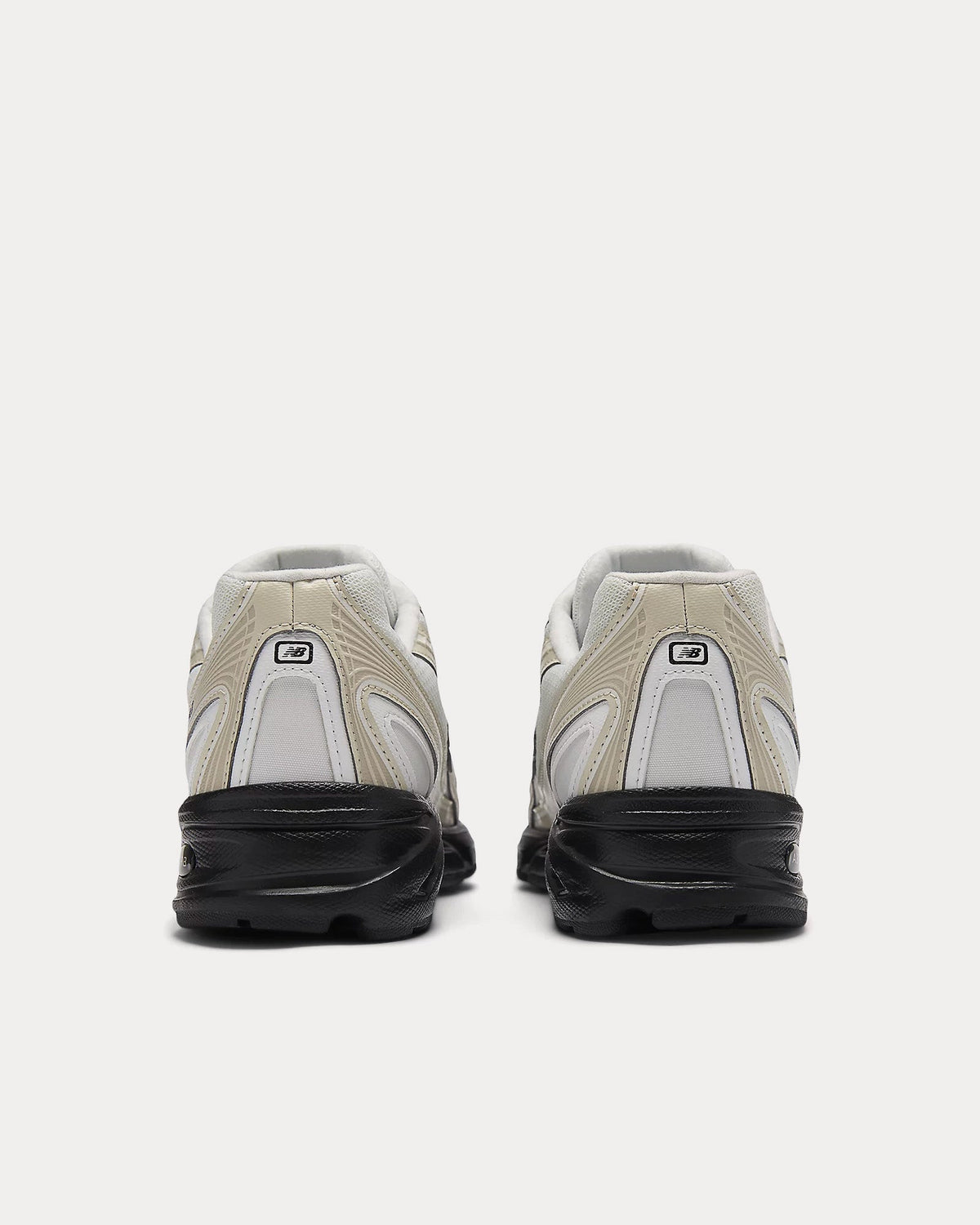 740 Timberwolf / NB 103 White Low Top Sneakers