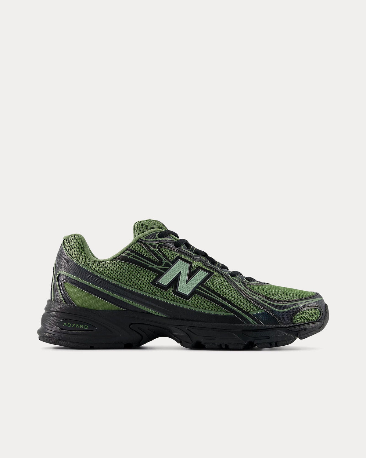 740 Utility Green / Black Low Top Sneakers