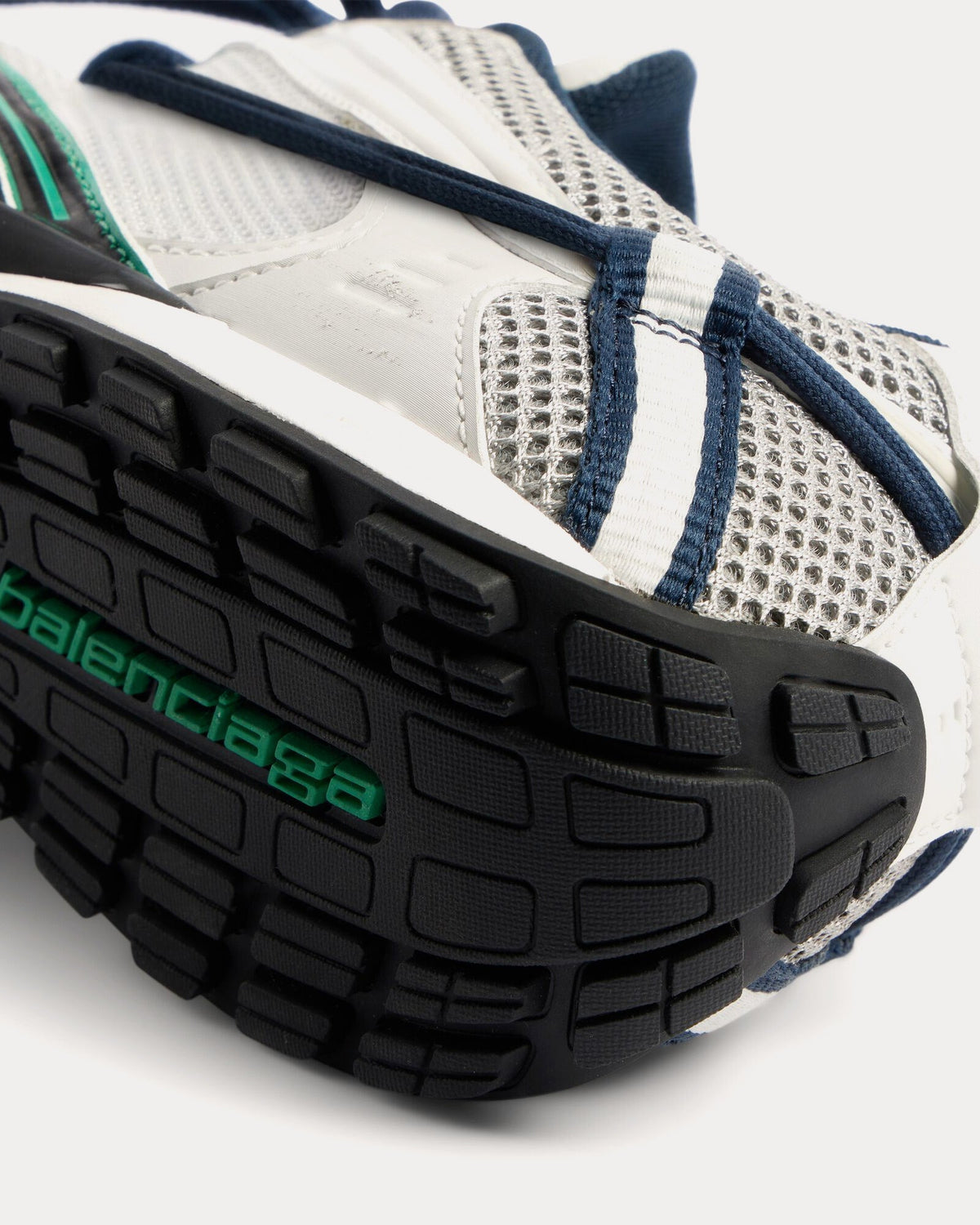 Radar Gradient Lines Light Grey / Green / Black Low Top Sneakers