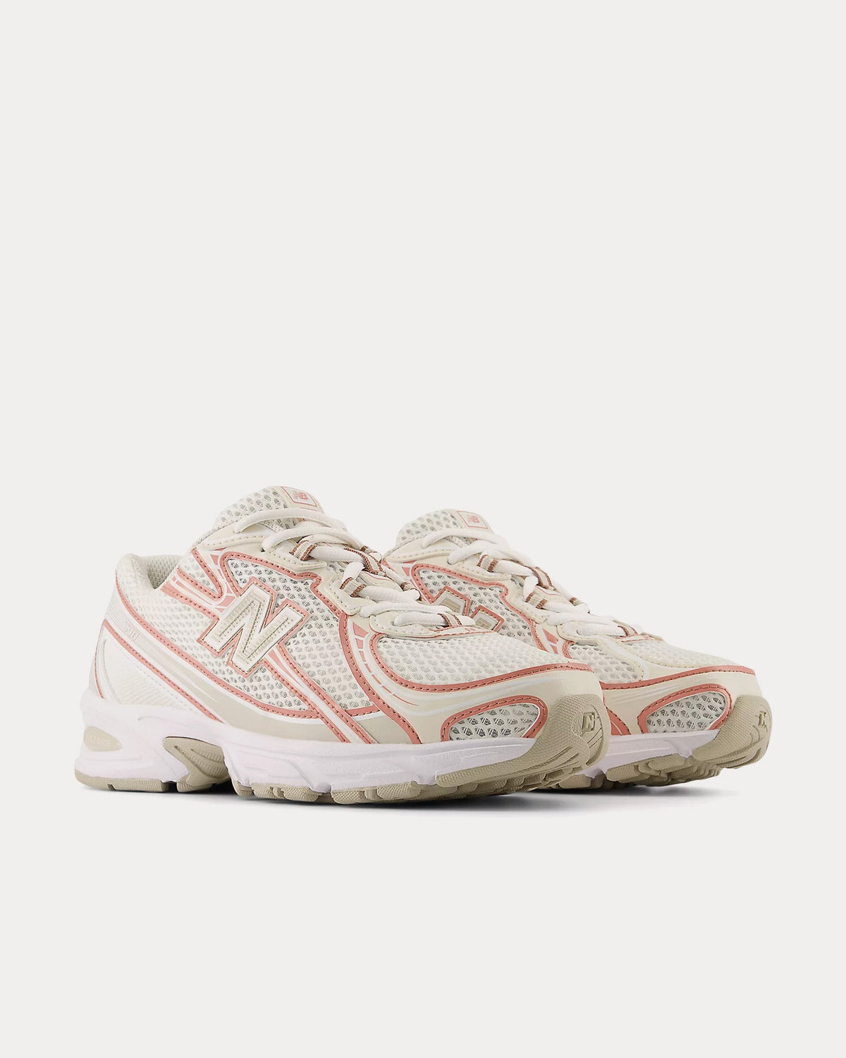740 Linen / Terra Cotta / Landslide Low Top Sneakers