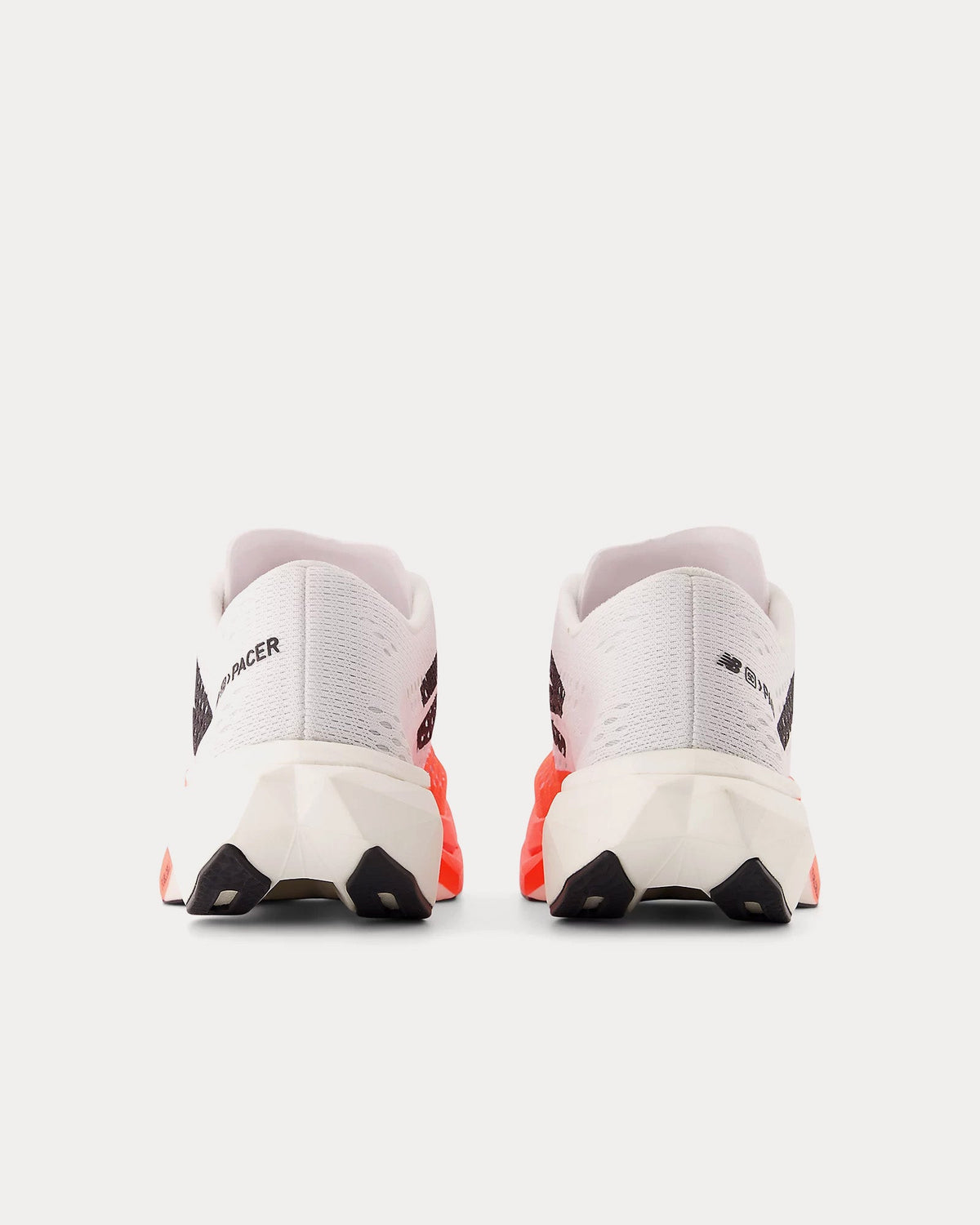 FuelCell SuperComp Pacerv2 Urgent Red / White / Black Running Shoes