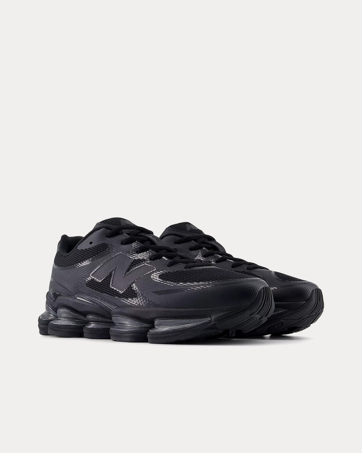 Abzorb 2000 Black Low Top Sneakers