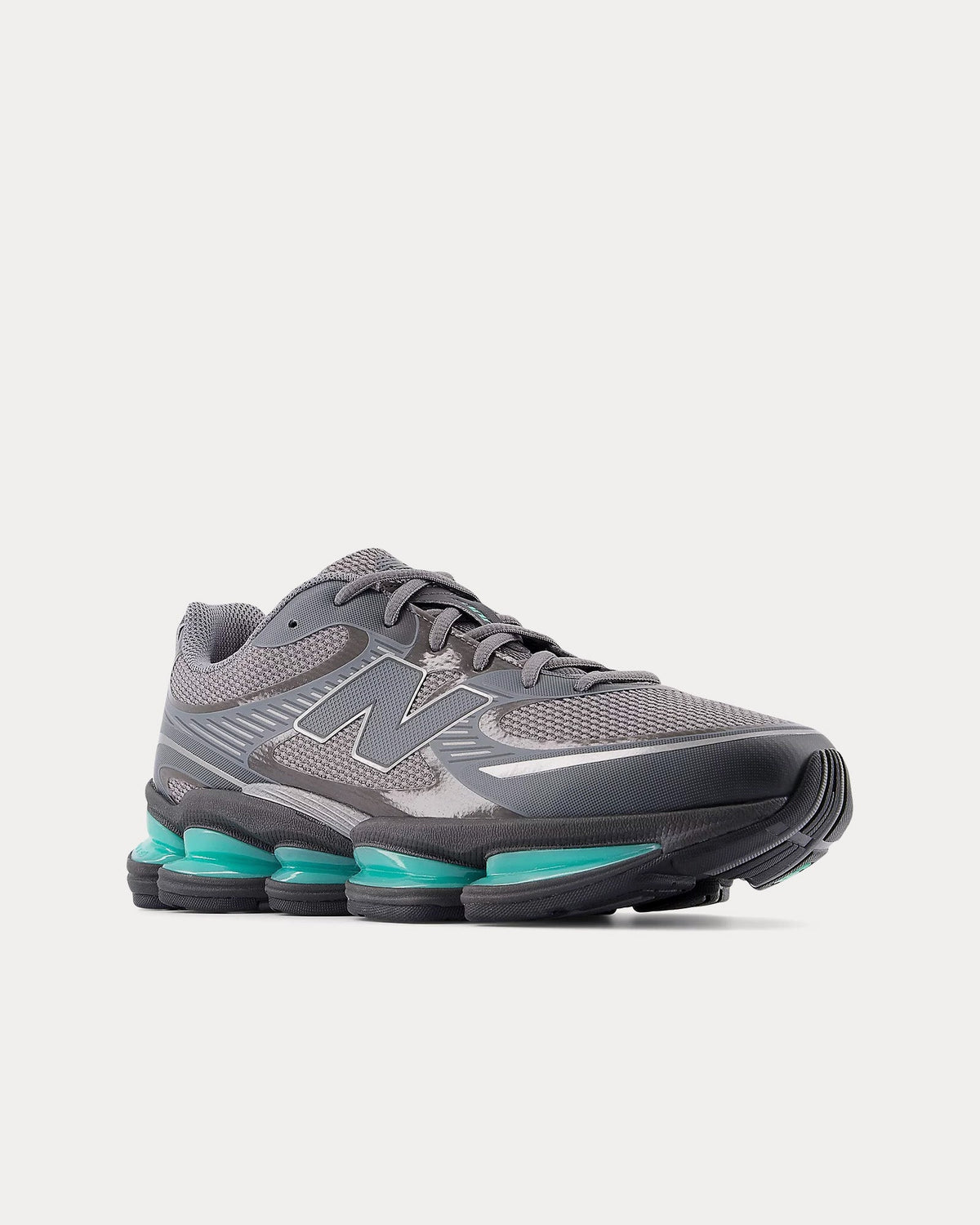 Abzorb 2000 Castlerock / Dark Silver Metallic / Faded Black Low Top Sneakers
