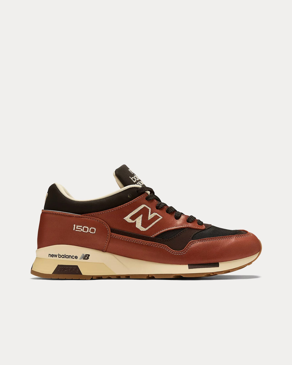 MADE in UK 1500v1 Maple Syrup / Black / Black Coffee Low Top Sneakers