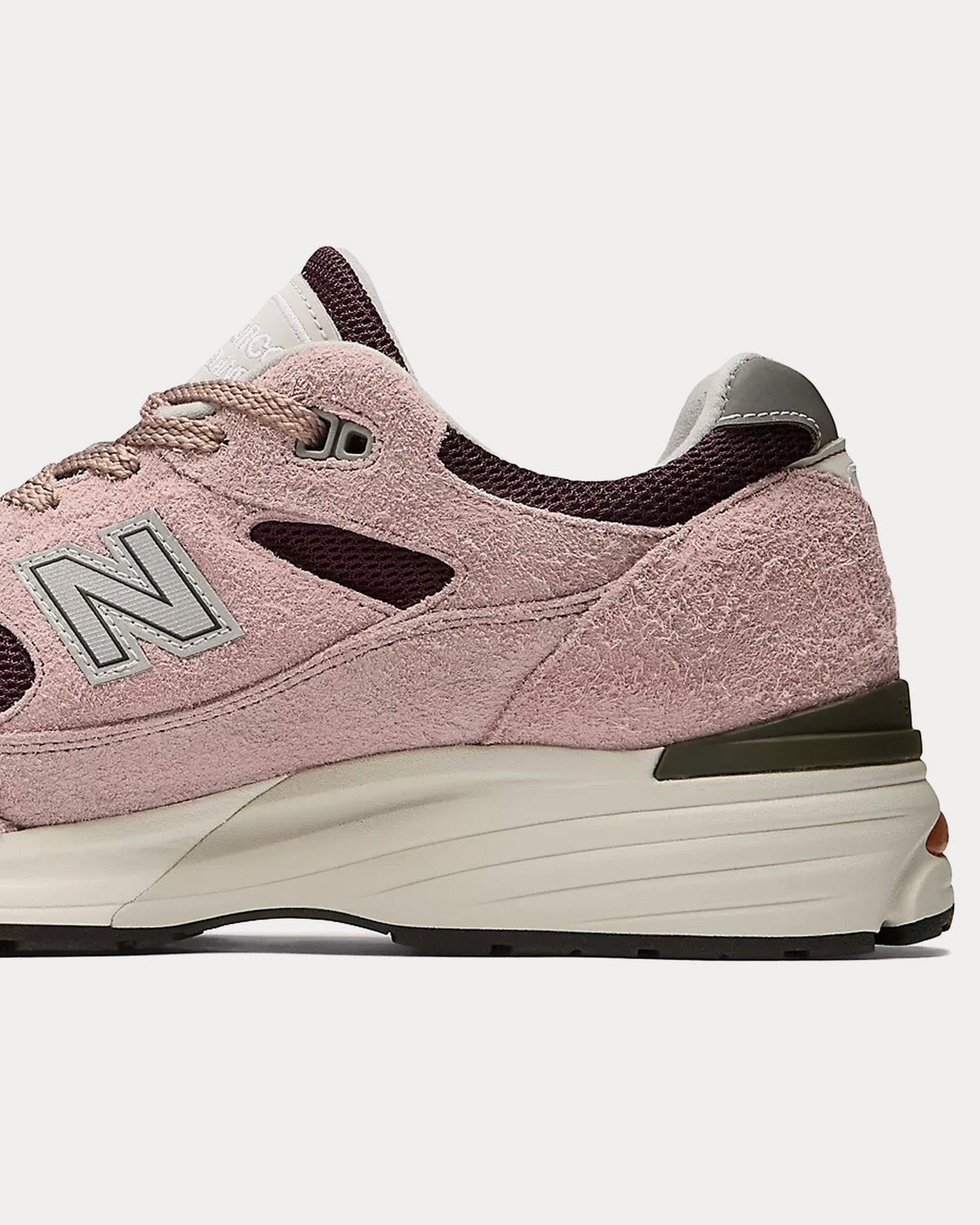 Made in UK 991v2 'Grape Sorbet' Deauville Mauve / Fig / Oyster Mushroom Low Top Sneakers