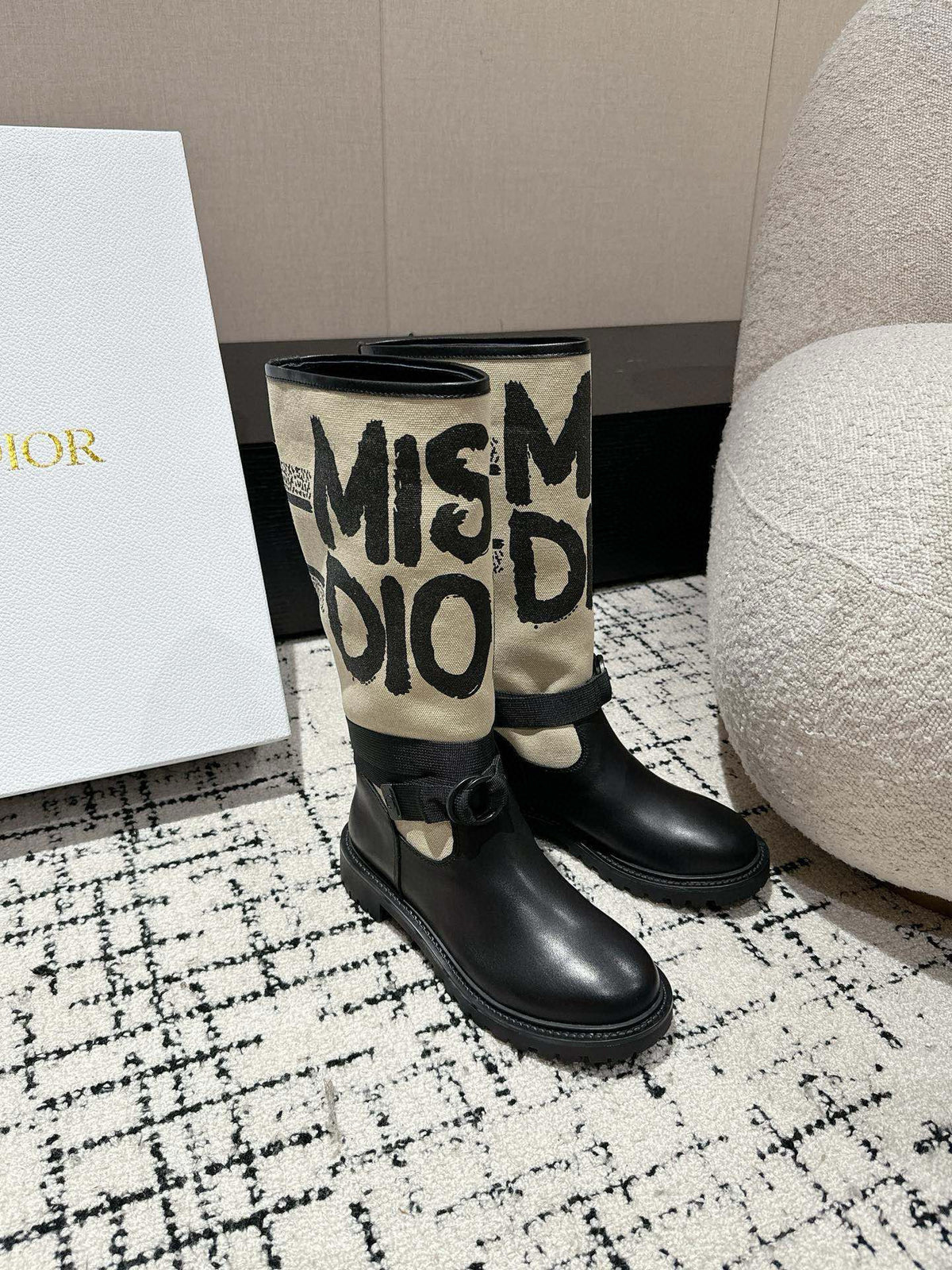 D-Major Boot