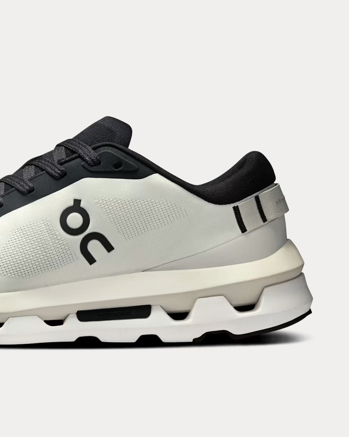 Cloudzone Ice / Black Running Shoes