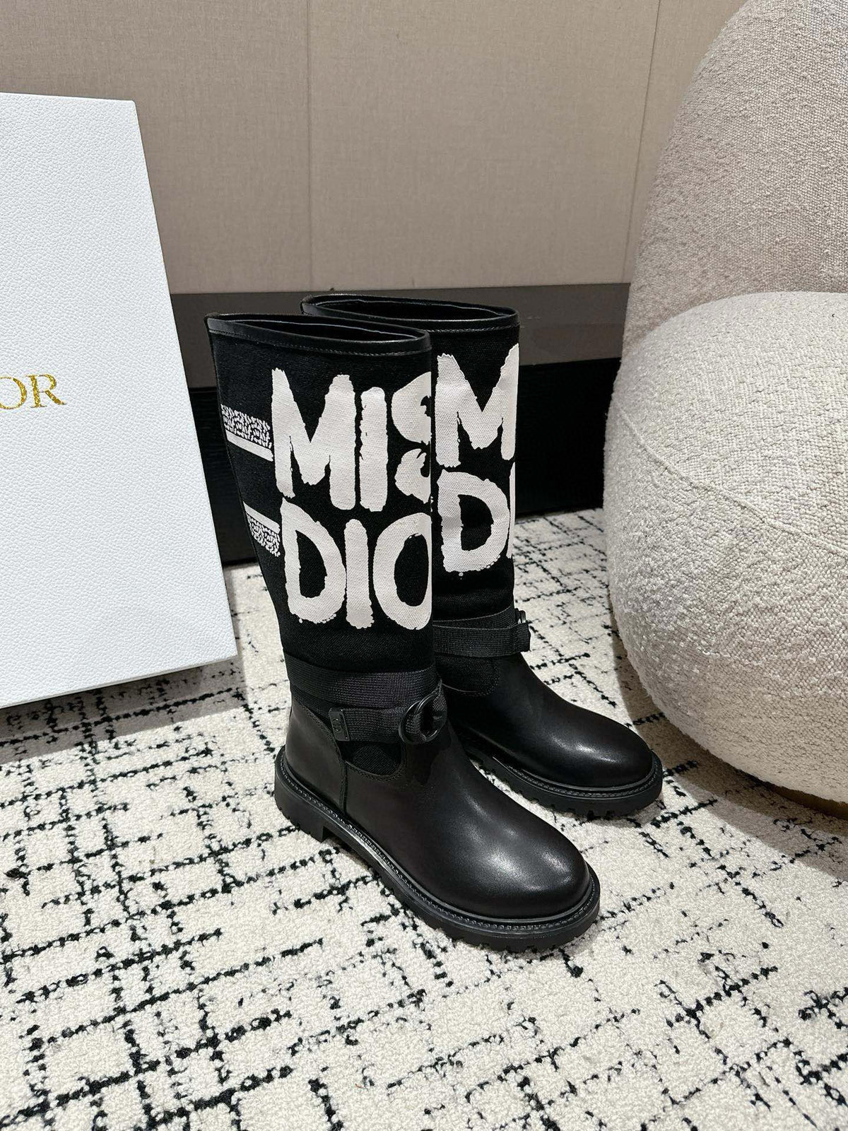 D-Major Boot