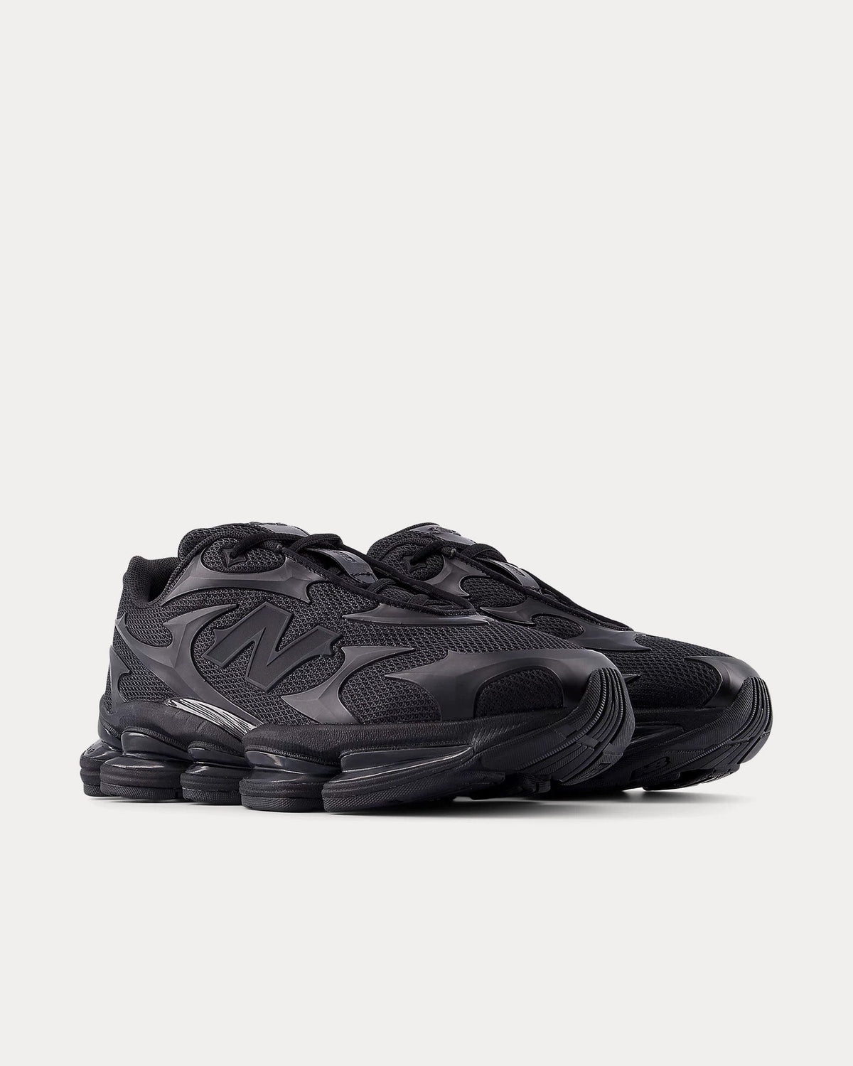 Abzorb 2000 Black Metallic Low Top Sneakers
