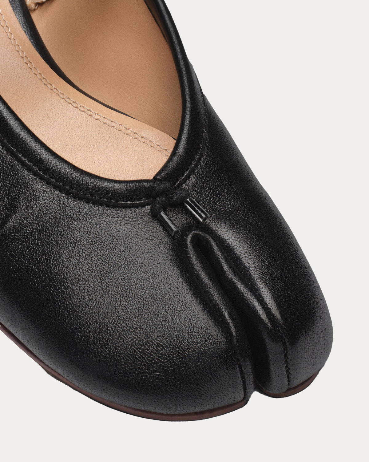 Tabi Elastic Band Ballerina Black Flats