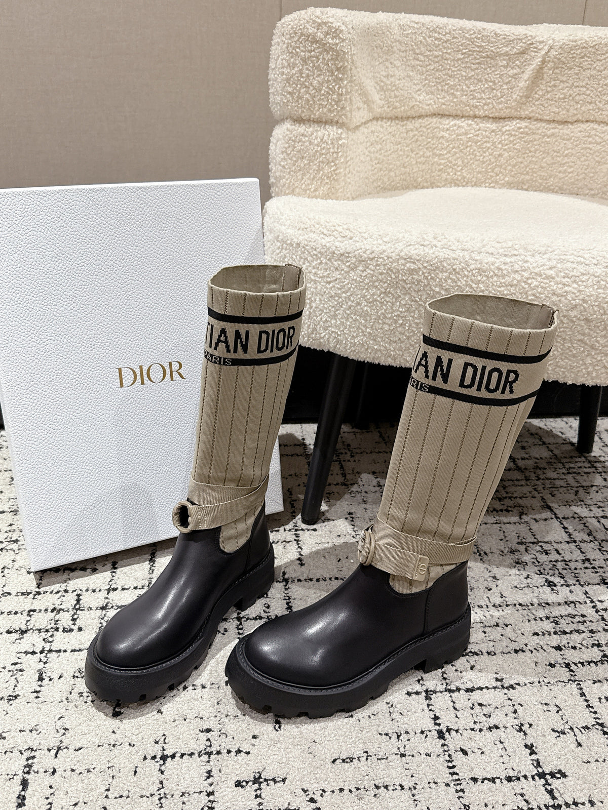 D-Major Boot