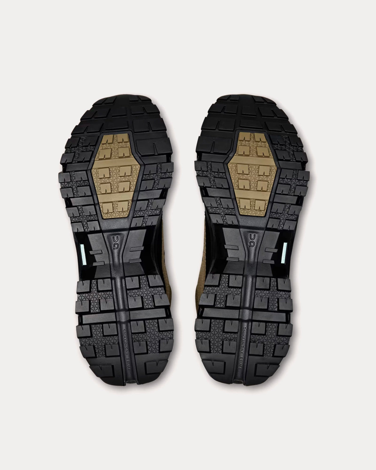 Cloudrock Mid WP Hunter / Black Boots