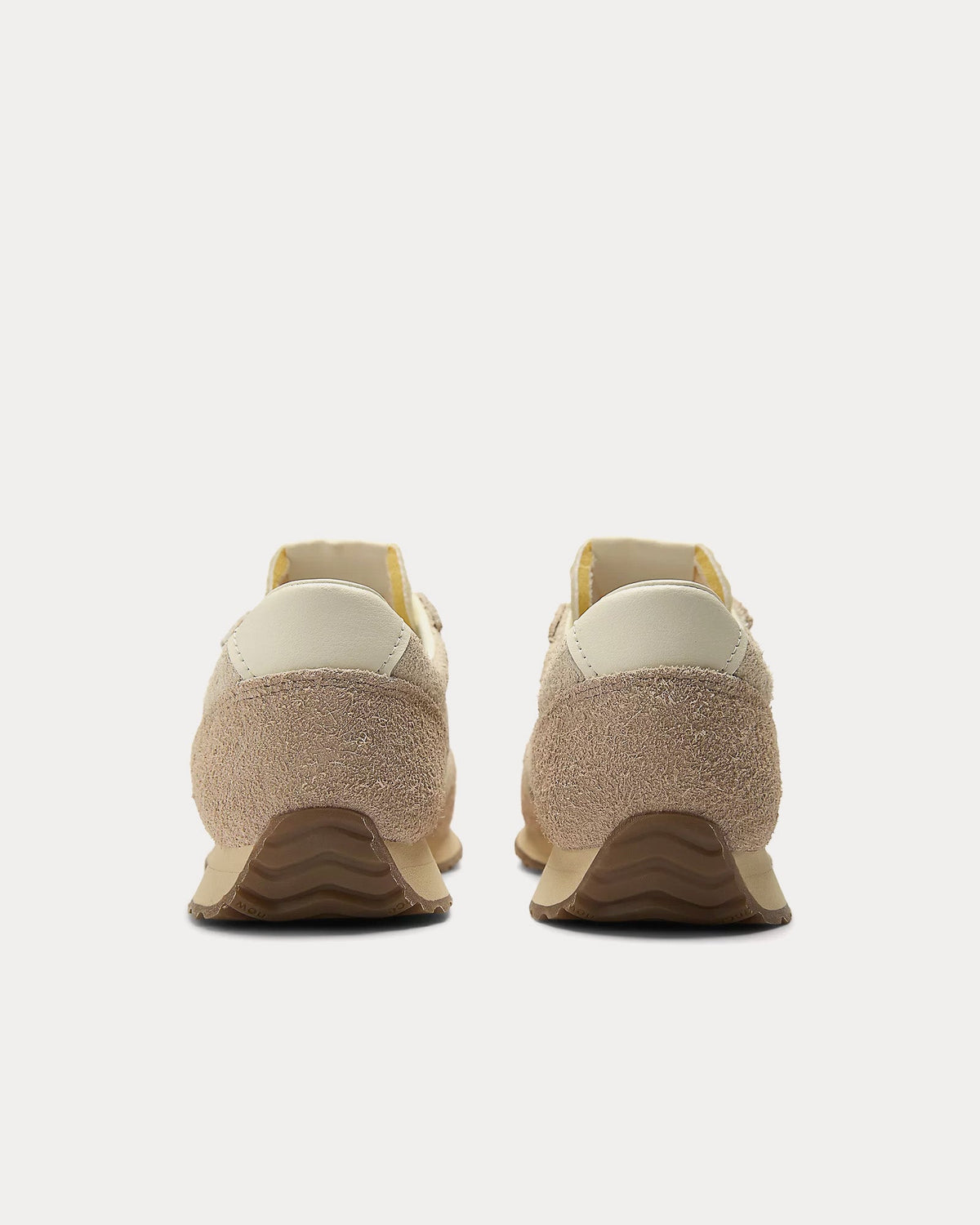 471 Bisque / Flat Taupe Low Top Sneakers
