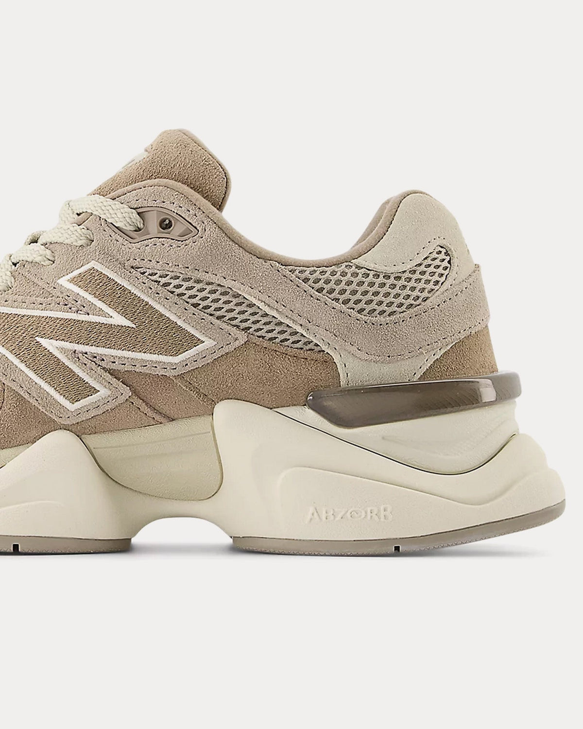 9060 Mushroom / Arid Stone Low Top Sneakers