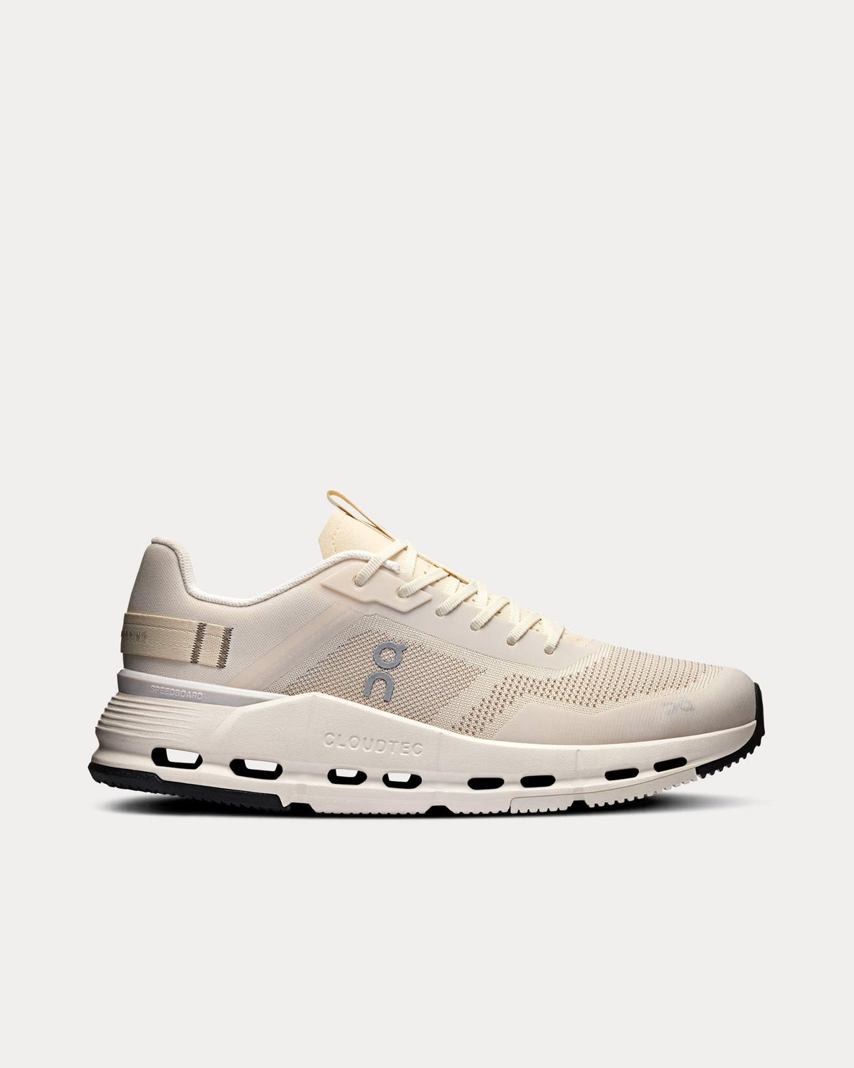 Cloudnova Forma 2 TT Cream / Ivory Running Shoes