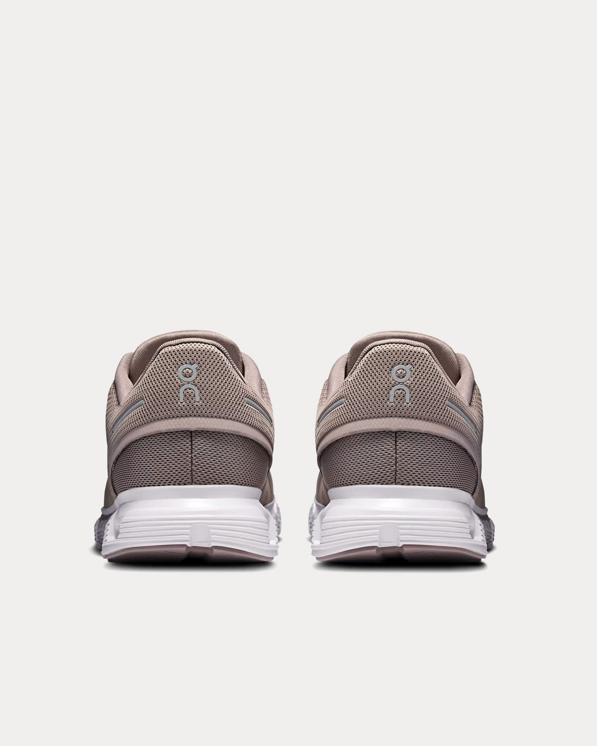 Cloud 6 Fog / White Running Shoes