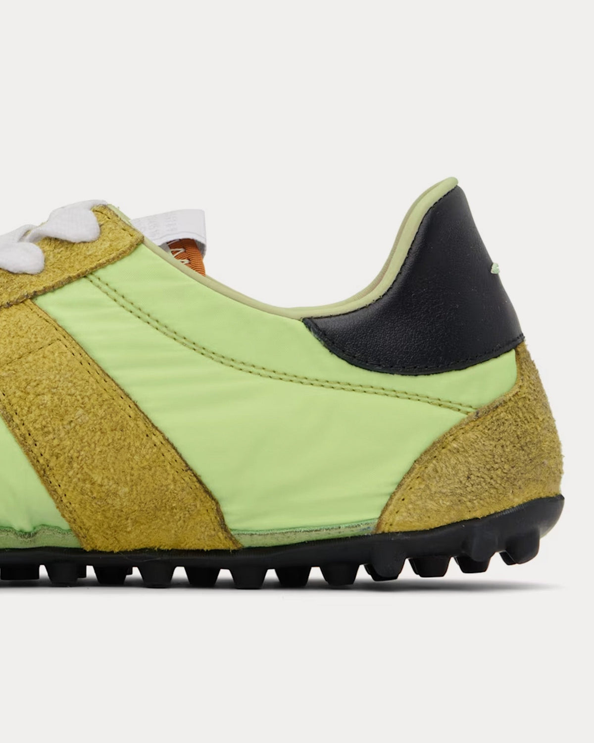 Sprinters Butterfly Green Low Top Sneakers