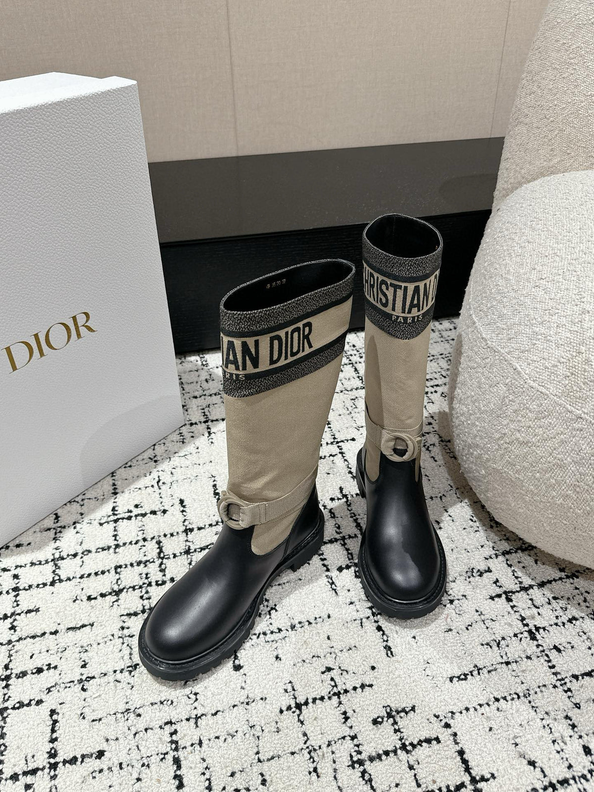 D-Major Boot