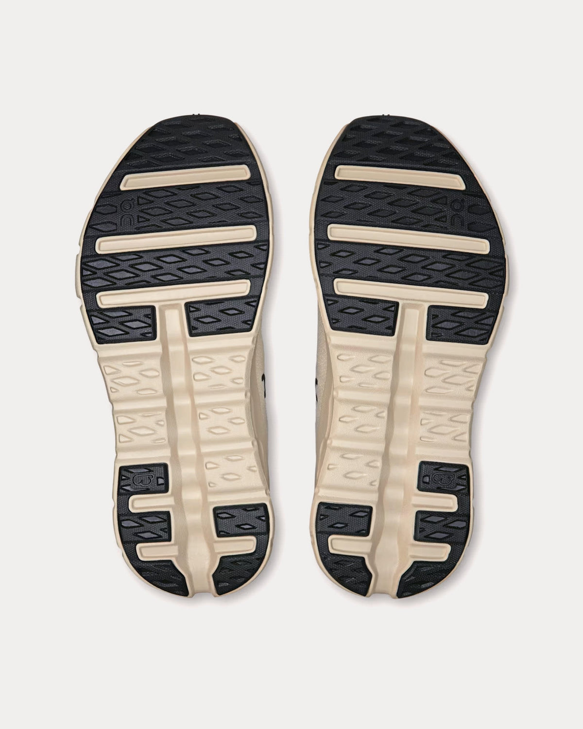 Cloudtilt Clove / Sand Low Top Sneakers