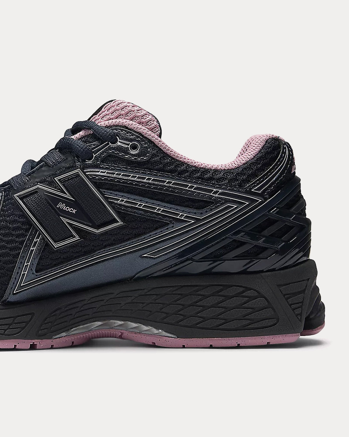 1906r Eclipse / Pink Taffy / Black Cement Low Top Sneakers