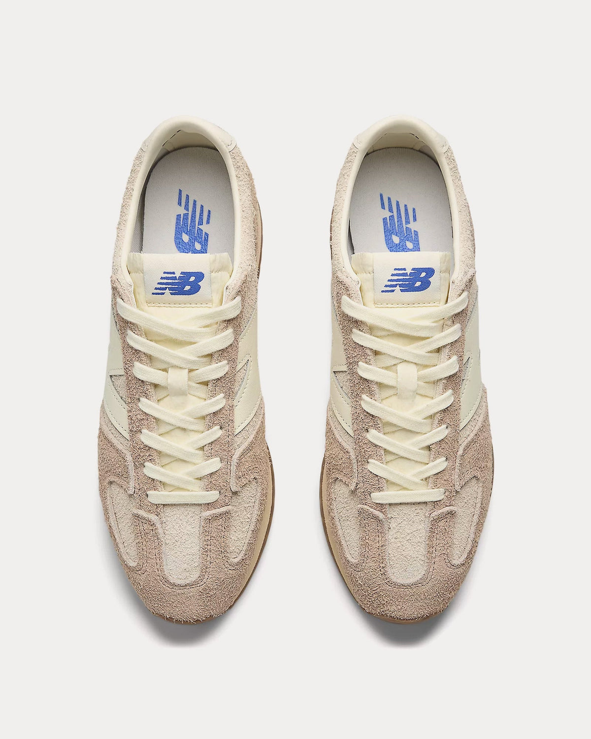 471 Bisque / Flat Taupe Low Top Sneakers