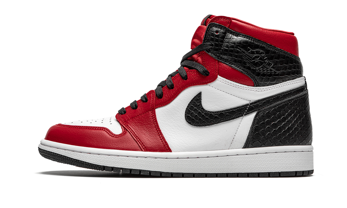 High Retro WMNS Satin Snake