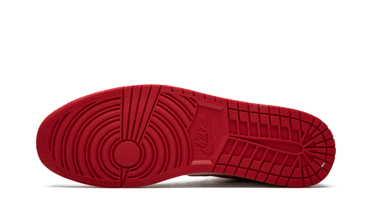 Mid White Gym Red