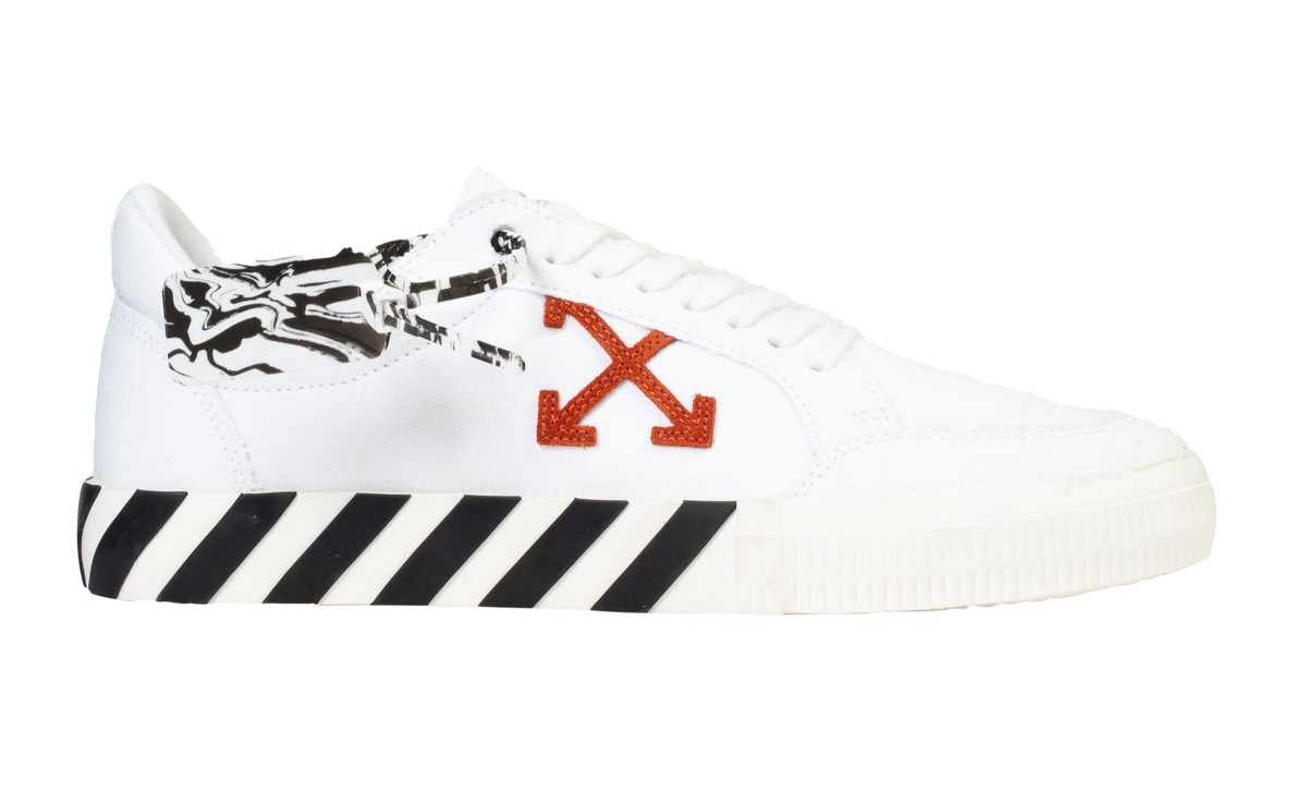 Low Top Vulcanized sneakers White