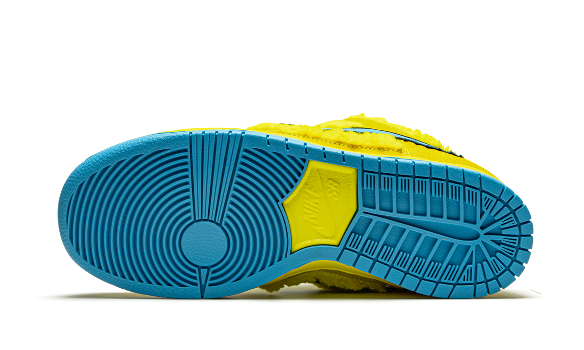 Nike SB Dunk Low Grateful Dead Yellow Bear