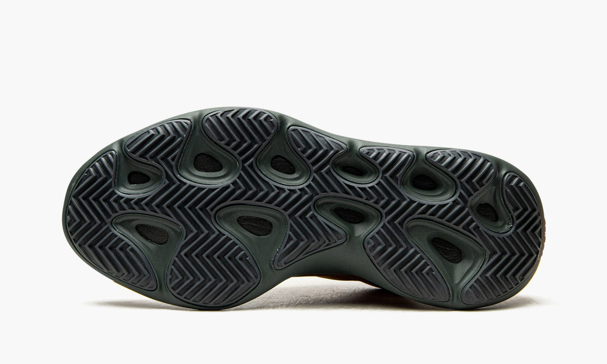 Yeezy Boost 700 V3 Copper Fade
