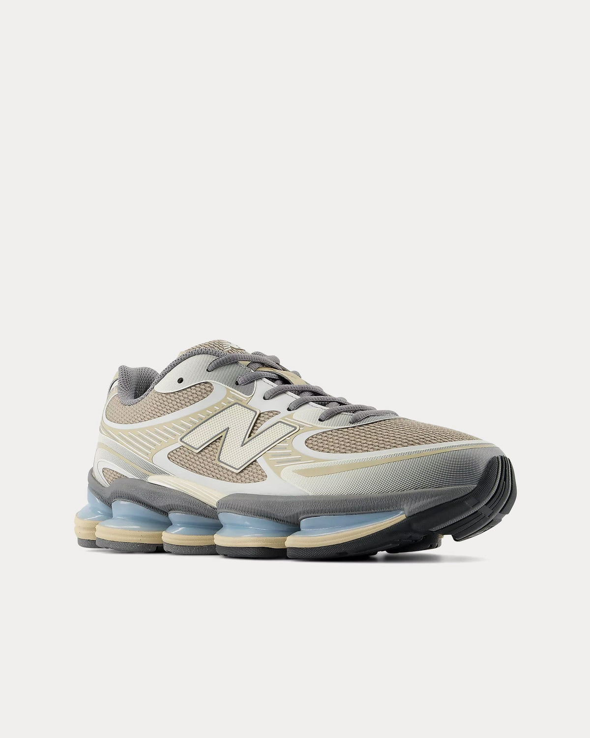 Abzorb 2000 Grey Matter / Timberwolf Low Top Sneakers