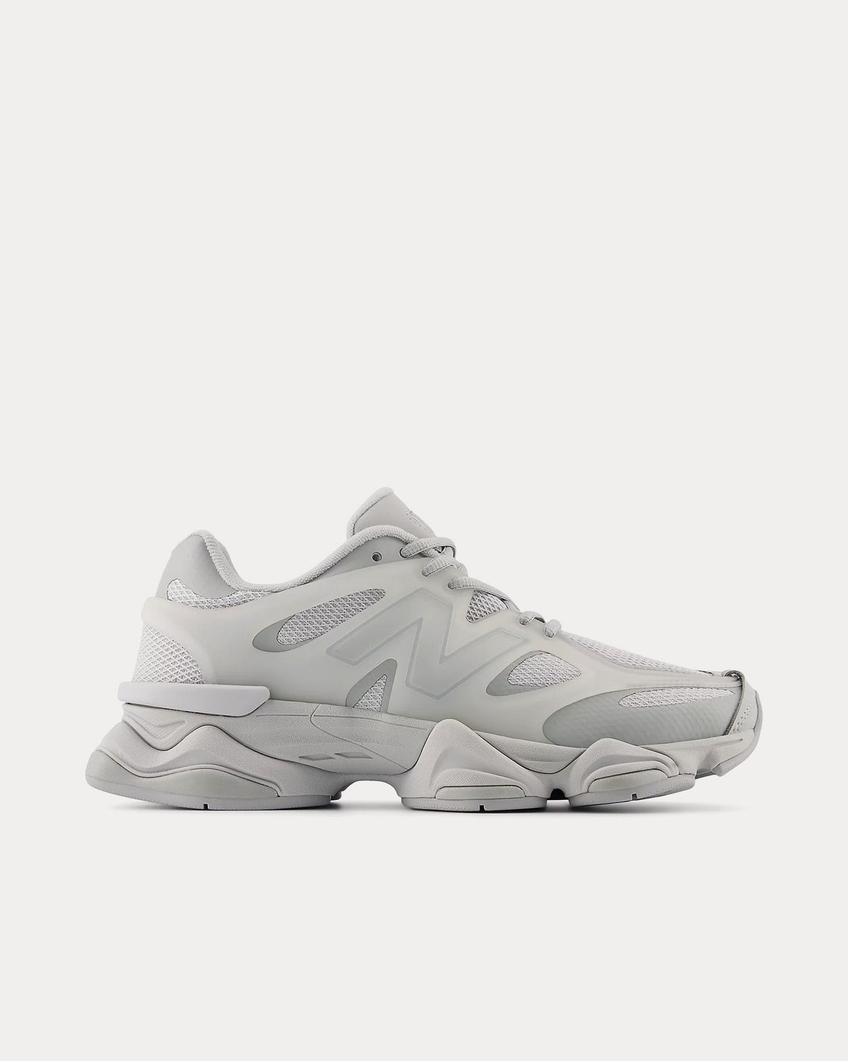 9060 X Raincloud / Concrete Low Top Sneakers